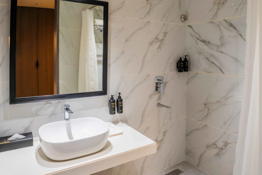 Affordable hotels near Dhanbad Station